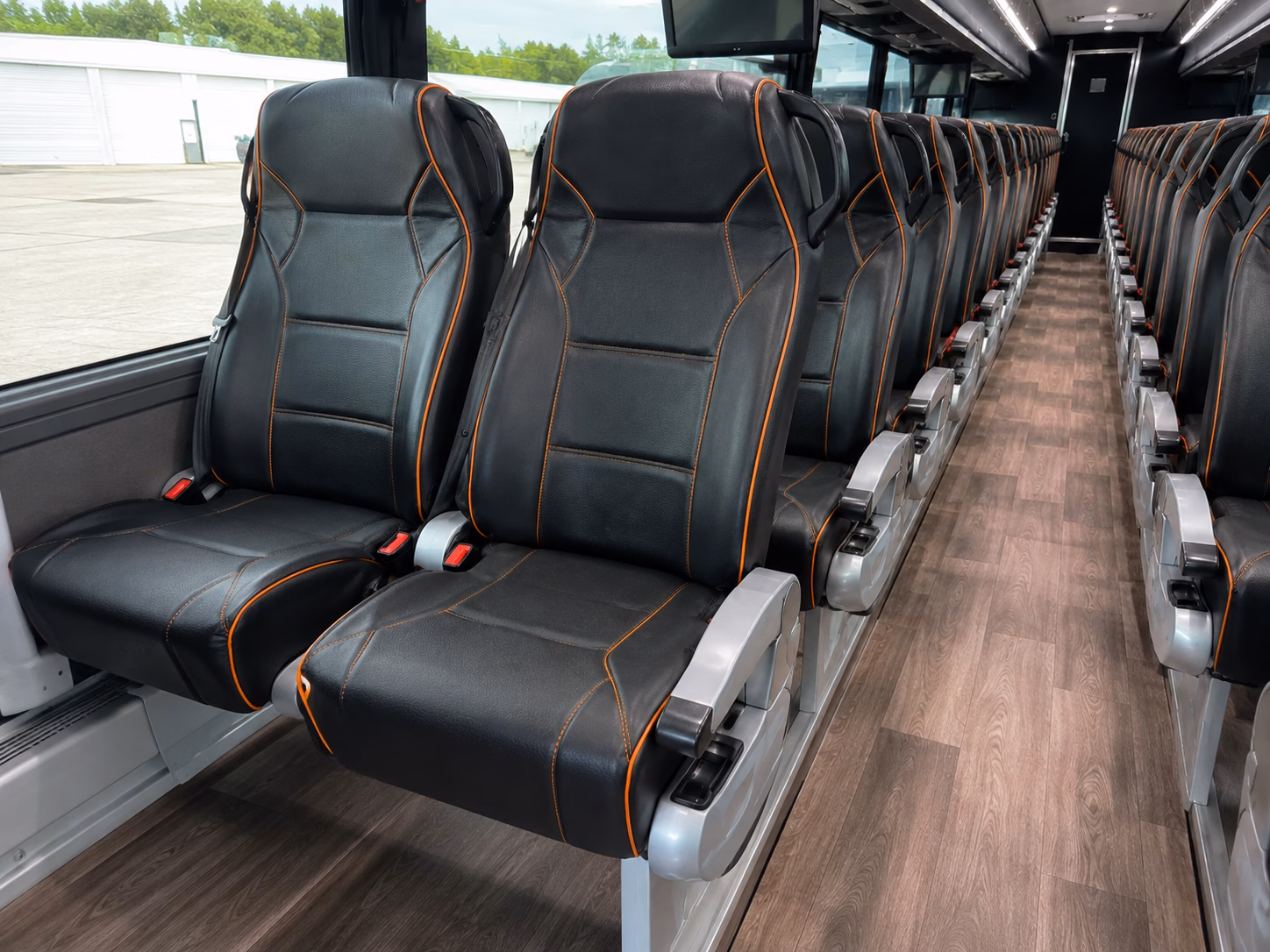 how the distance and duration of your trip affect bus rental rates in dayton