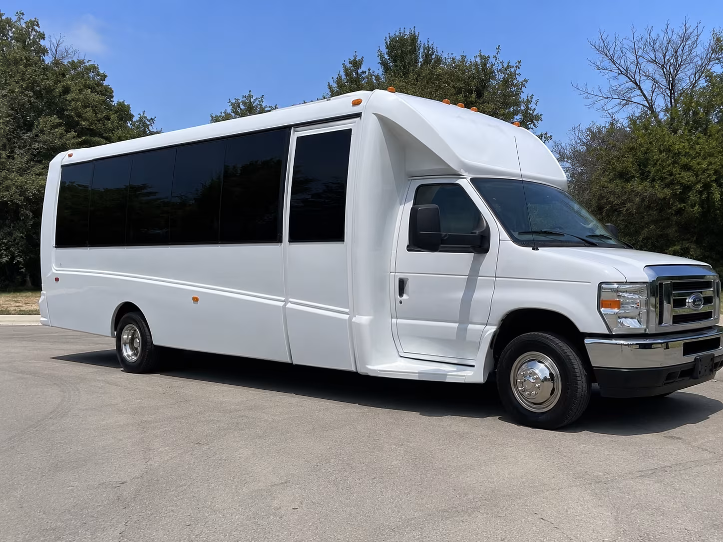 party buses for kettering fairmont high school prom groups